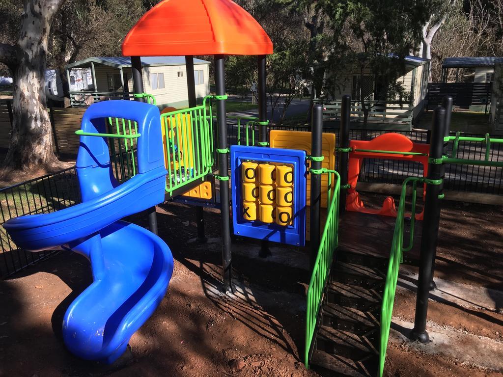 Adelaide Brownhill Creek Tourist Park 호텔 외부 사진